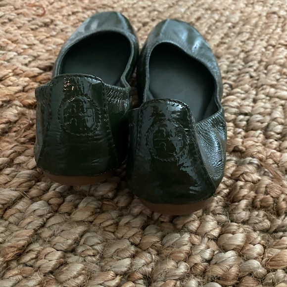 Tory Burch Eddie Ballet Flat in Dark Green - Picture 4 of 4
